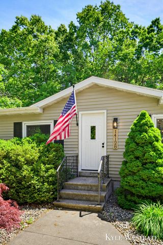 14128 Luckett Lane, Grand Haven Twp, MI 49417