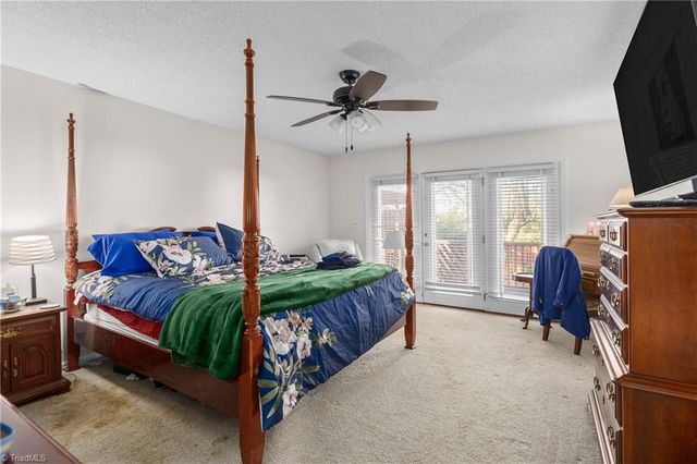 2016 Candelar Drive, High Point, NC 27265