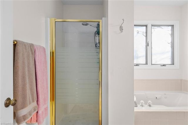 2016 Candelar Drive, High Point, NC 27265