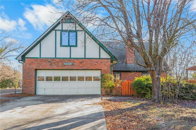 2016 Candelar Drive, High Point, NC 27265