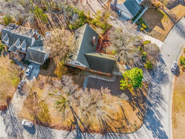 2016 Candelar Drive, High Point, NC 27265