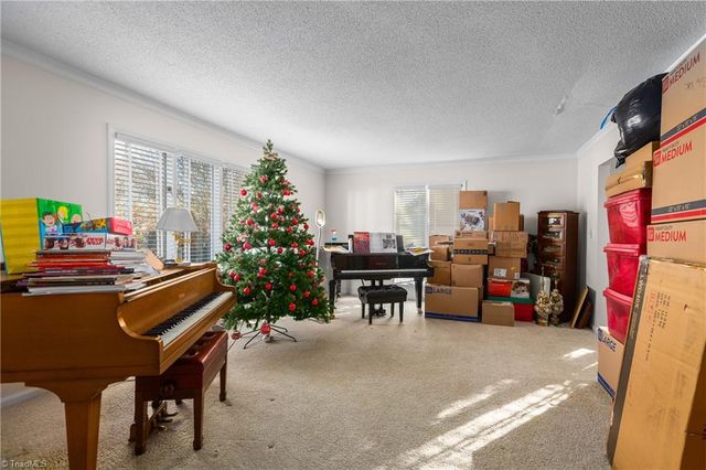 2016 Candelar Drive, High Point, NC 27265