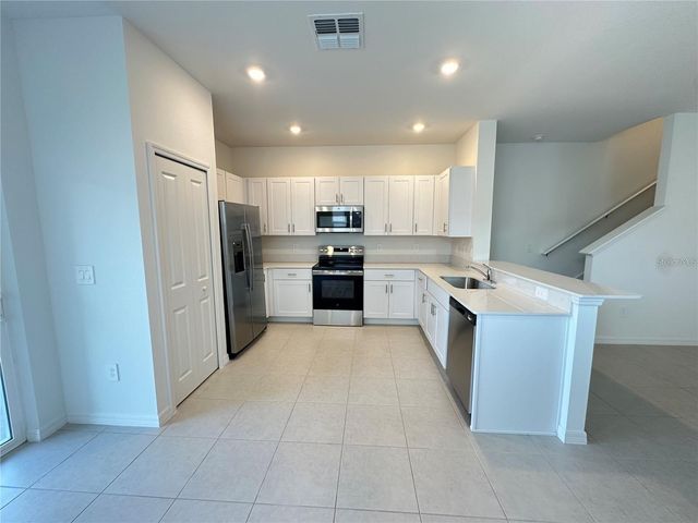 2655 BUTTERCUP LUCINE LANE, Ruskin, FL 33570