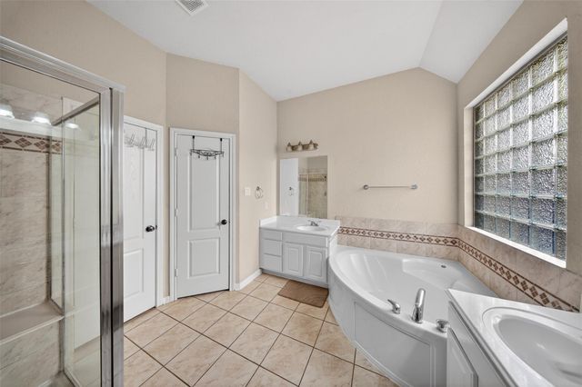 3331 Lost Maple Forest Court, Houston, TX 77345