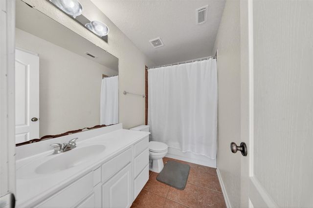 3331 Lost Maple Forest Court, Houston, TX 77345