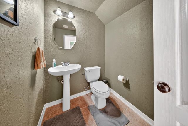 3331 Lost Maple Forest Court, Houston, TX 77345