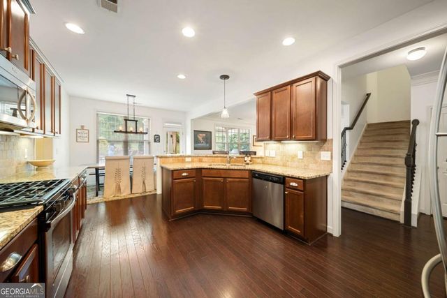2350 Fulton Circle NW, Acworth, GA 30101