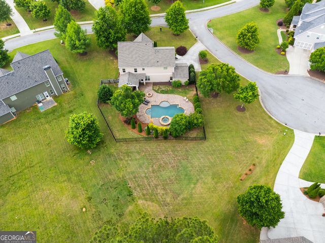2350 Fulton Circle NW, Acworth, GA 30101