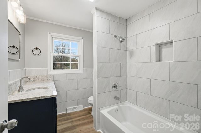 25 American Avenue NE, Concord, NC 28025