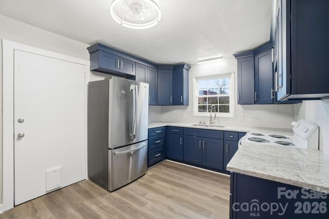 25 American Avenue NE, Concord, NC 28025