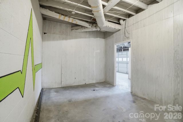 25 American Avenue NE, Concord, NC 28025