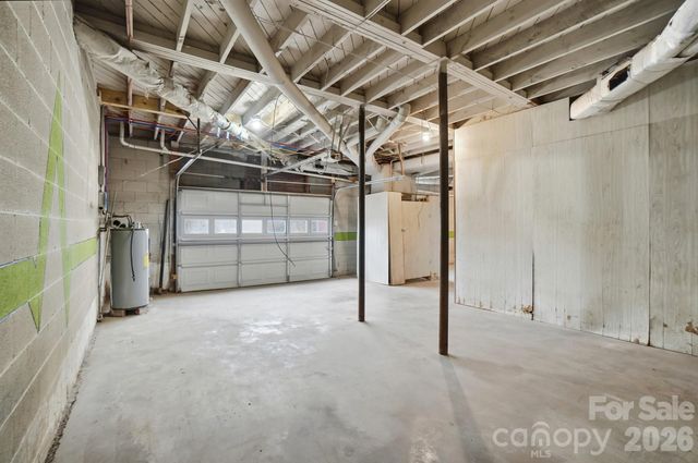 25 American Avenue NE, Concord, NC 28025