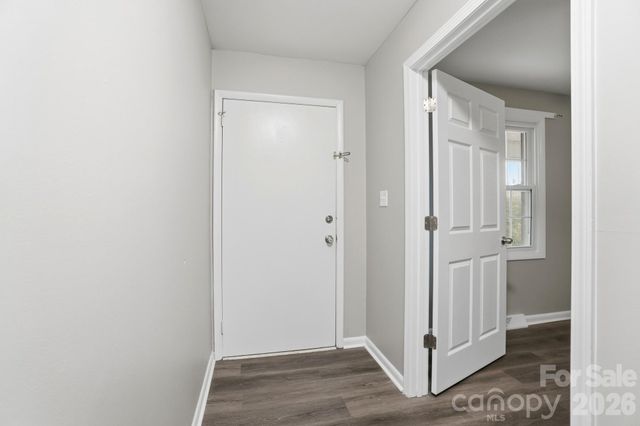 25 American Avenue NE, Concord, NC 28025