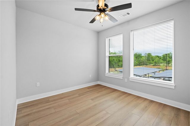 3330 SE MP Parkway 202, Bentonville, AR 72712
