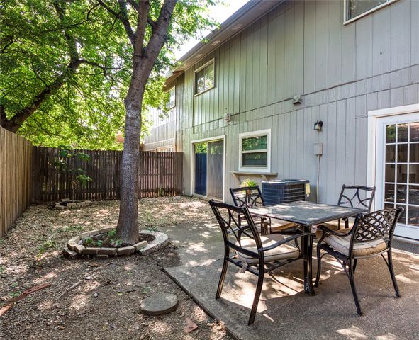 2648 Santa Barbara Drive, Grand Prairie, TX 75052