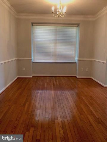 22 NESTLEWOOD WAY, Princeton, NJ 08540