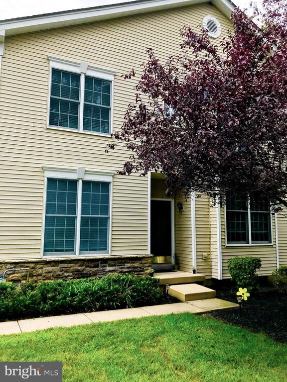 22 NESTLEWOOD WAY, Princeton, NJ 08540