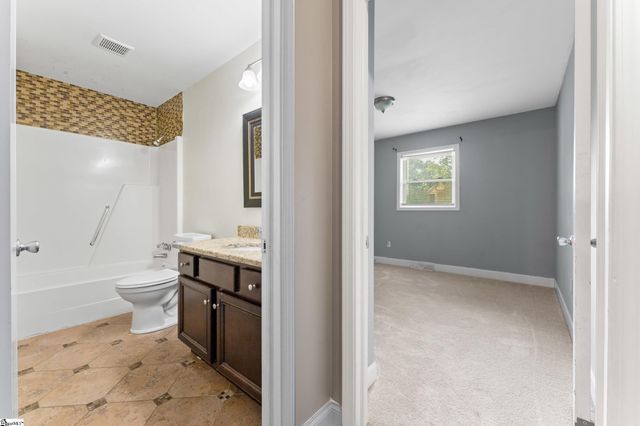 104 Pinonwood Court, Simpsonville, SC 29680