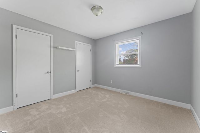 104 Pinonwood Court, Simpsonville, SC 29680
