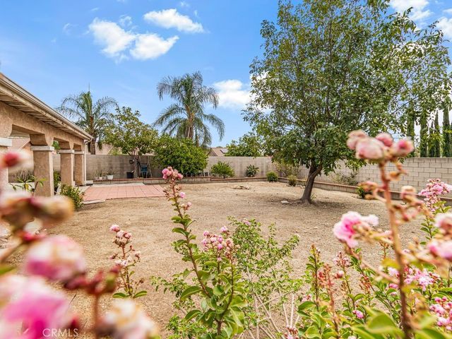 15393 Holly Drive, Fontana, CA 92335