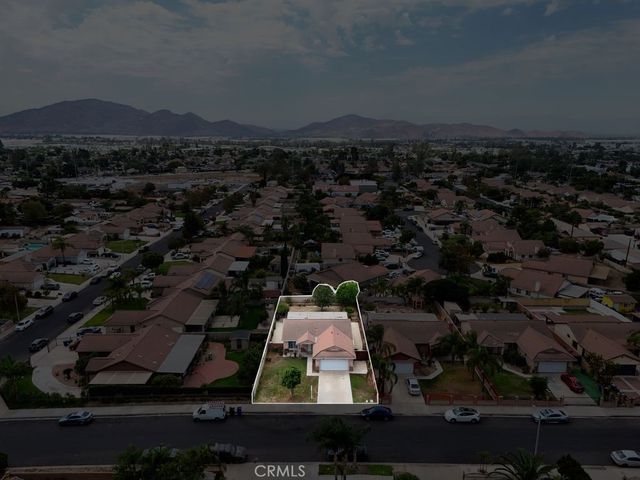 15393 Holly Drive, Fontana, CA 92335