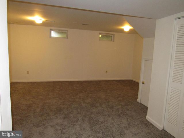 37 W KYLA MARIE DR, Newark, DE 19702