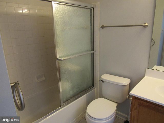 37 W KYLA MARIE DR, Newark, DE 19702