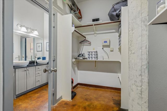 2205 Mckinney Street 309, Houston, TX 77003
