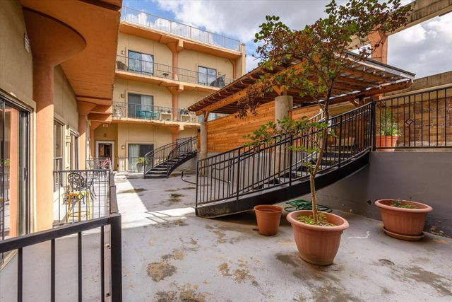 2205 Mckinney Street 309, Houston, TX 77003