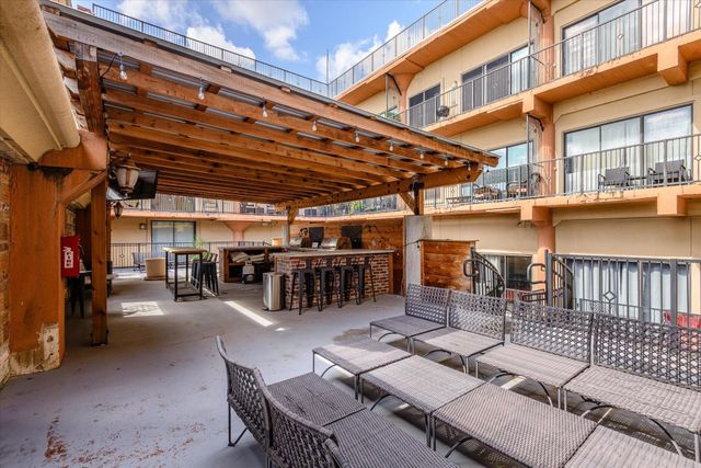 2205 Mckinney Street 309, Houston, TX 77003