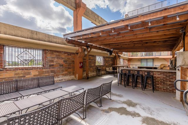 2205 Mckinney Street 309, Houston, TX 77003