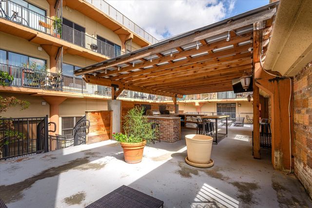 2205 Mckinney Street 309, Houston, TX 77003