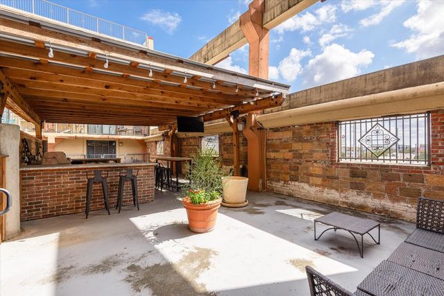 2205 Mckinney Street 309, Houston, TX 77003