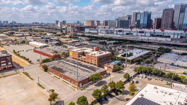 2205 Mckinney Street 309, Houston, TX 77003