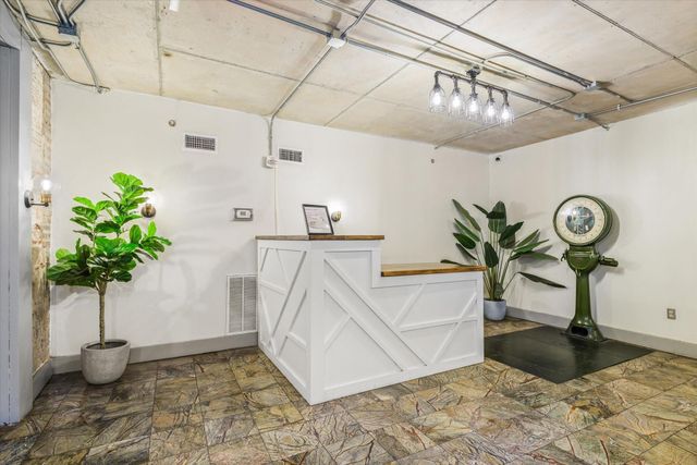 2205 Mckinney Street 309, Houston, TX 77003