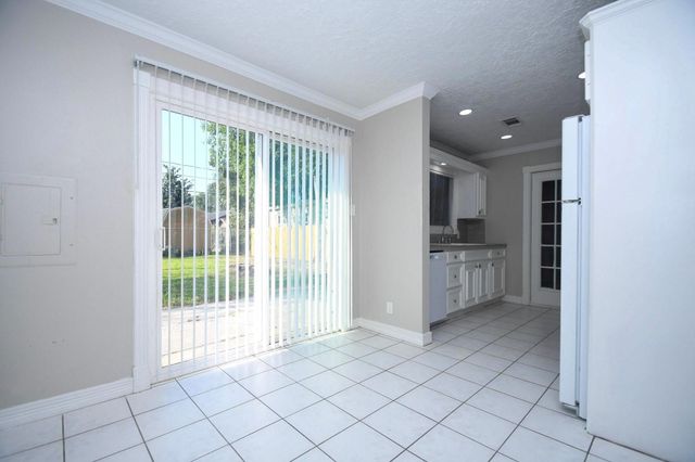 4726 Charriton Drive, Houston, TX 77039