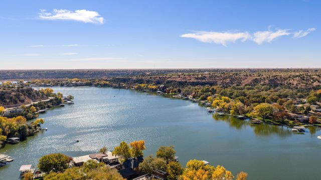 412 N SHORE Drive, Amarillo, TX 79118