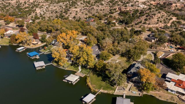 412 N SHORE Drive, Amarillo, TX 79118