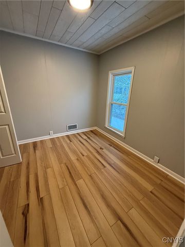 62 Capitol Street, Auburn, NY 13021