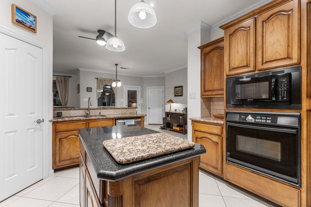 3317 Stonecrest Drive, Grapevine, TX 76051