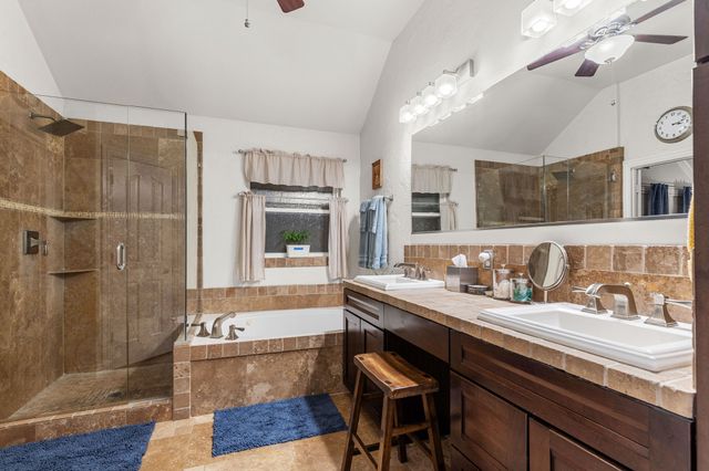 3317 Stonecrest Drive, Grapevine, TX 76051