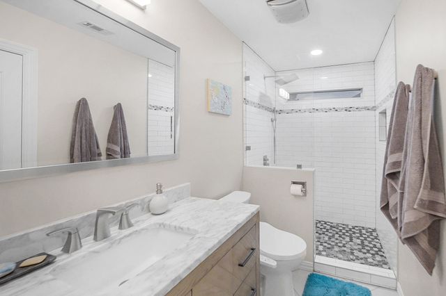 3317 Stonecrest Drive, Grapevine, TX 76051