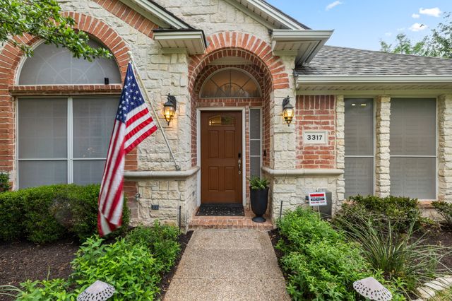 3317 Stonecrest Drive, Grapevine, TX 76051