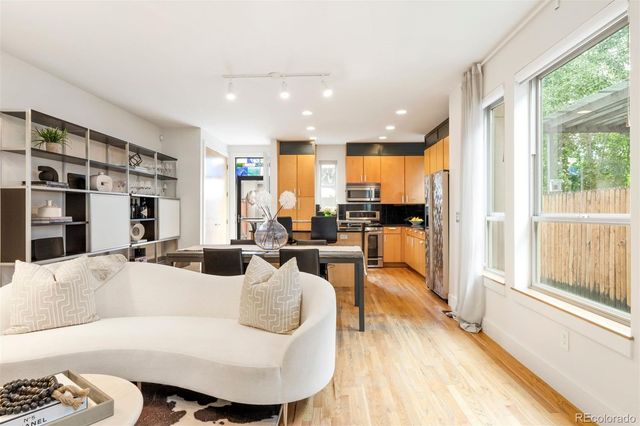 1735 S Pennsylvania Street, Denver, CO 80210