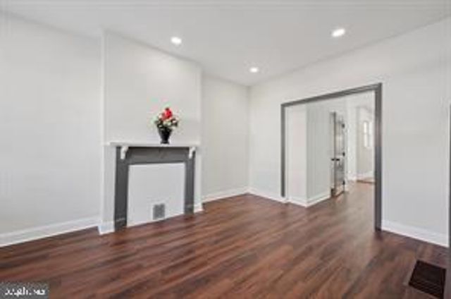 1004 N 66TH ST, Philadelphia, PA 19151