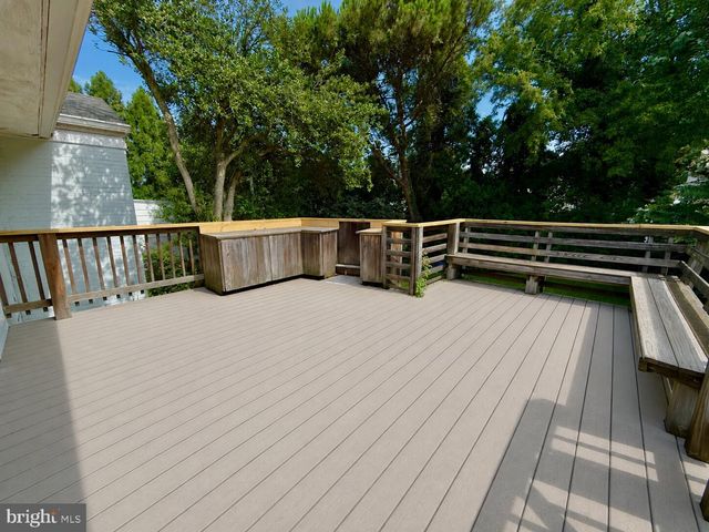 4439 SPRINGDALE ST NW, Washington, DC 20016