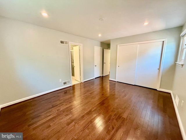 4439 SPRINGDALE ST NW, Washington, DC 20016