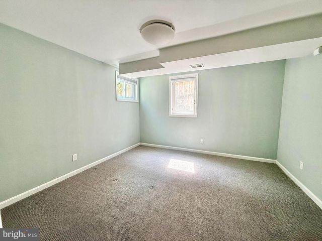 4439 SPRINGDALE ST NW, Washington, DC 20016