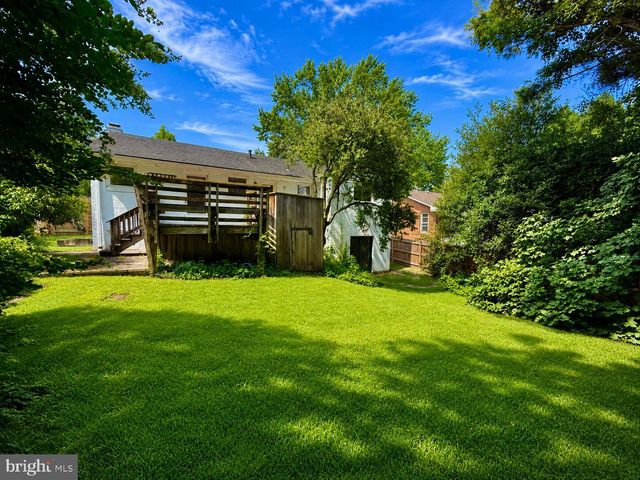 4439 SPRINGDALE ST NW, Washington, DC 20016