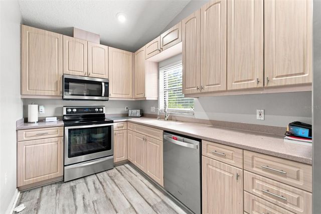 6706 WALDORF COURT, New Port Richey, FL 34655